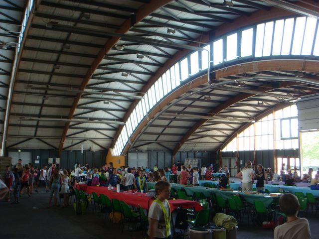 4ième MAXI TOURNOI SCOLAIRE . JUIN 2011 - Echiquier ledonien dsc05272.jpg (large)