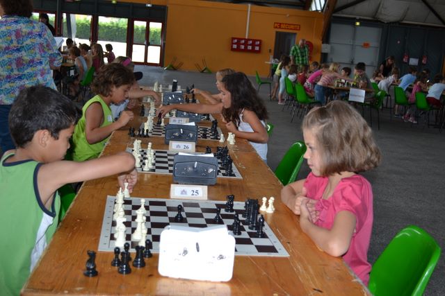 4ième MAXI TOURNOI SCOLAIRE . JUIN 2011 - Echiquier ledonien maxi_tournoi_28_juin_2011_117.jpg (large)