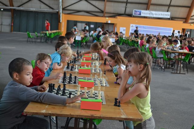 4ième MAXI TOURNOI SCOLAIRE . JUIN 2011 - Echiquier ledonien maxi_tournoi_28_juin_2011_126.jpg (large)