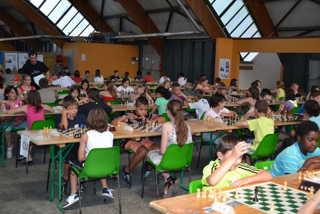 4ième MAXI TOURNOI SCOLAIRE . JUIN 2011 - Echiquier ledonien maxi_tournoi_28_juin_2011_136.jpg (large)