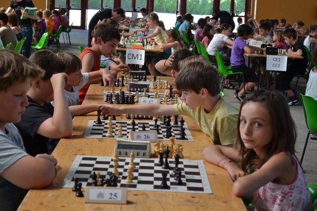 4ième MAXI TOURNOI SCOLAIRE . JUIN 2011 - Echiquier ledonien maxi_tournoi_28_juin_2011_146.jpg (large)