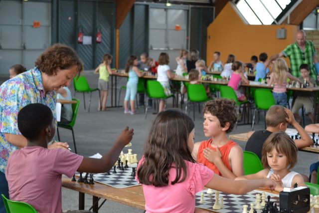 4ième MAXI TOURNOI SCOLAIRE . JUIN 2011 - Echiquier ledonien maxi_tournoi_28_juin_2011_148.jpg (large)