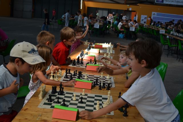 4ième MAXI TOURNOI SCOLAIRE . JUIN 2011 - Echiquier ledonien maxi_tournoi_28_juin_2011_272.jpg (large)