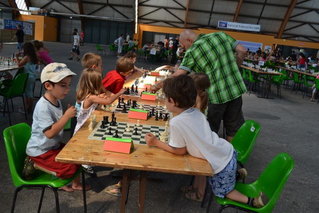 4ième MAXI TOURNOI SCOLAIRE . JUIN 2011 - Echiquier ledonien maxi_tournoi_28_juin_2011_273.jpg (large)