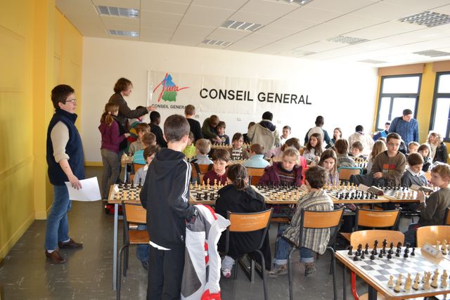 Championnat scolaire Phase academique.Lons le Saunier le 16 mars 2011 - Echiquier ledonien champ_acadm_16_mars_2011_023.jpg (large)