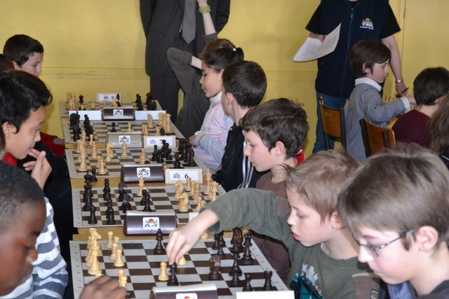 Championnat scolaire Phase academique.Lons le Saunier le 16 mars 2011 - Echiquier ledonien champ_acadm_16_mars_2011_041.jpg (large)