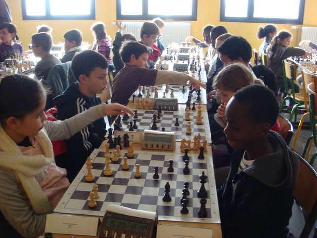 Championnat scolaire Phase academique.Lons le Saunier le 16 mars 2011 - Echiquier ledonien dsc04724.jpg (large)