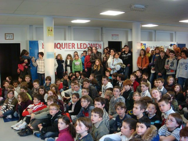 Championnat scolaire Phase academique.Lons le Saunier le 16 mars 2011 - Echiquier ledonien dsc04738.jpg (large)