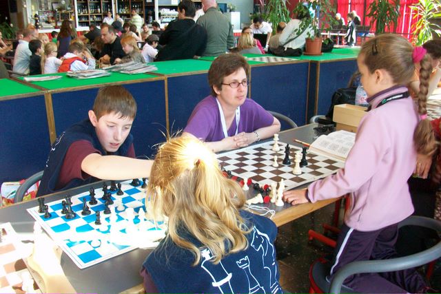Championnat de France jeunes. Montluçon 2011 - Echiquier ledonien montlucon_048.jpg (large)