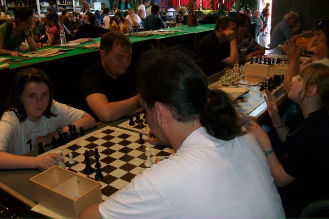 Championnat de France jeunes. Montluçon 2011 - Echiquier ledonien montlucon_086.jpg (large)