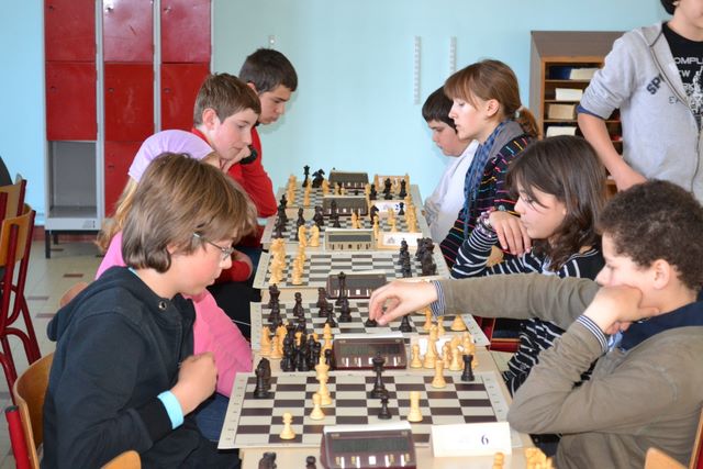 Championnat académique 21 mars 2012 - Echiquier ledonien 22.jpg (large)