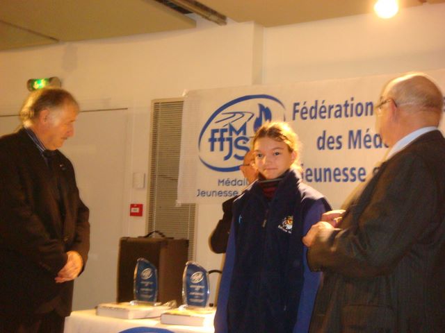Fédération Française des Médaillées Jeunesse et Sports (FFMJS),Paris le 3 décembre  2011 - Echiquier ledonien dsc05739.jpg (large)