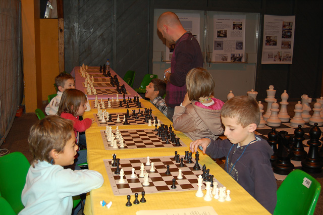 Forum du Jouet - Echiquier ledonien _18_novembre__10_.jpg (large)