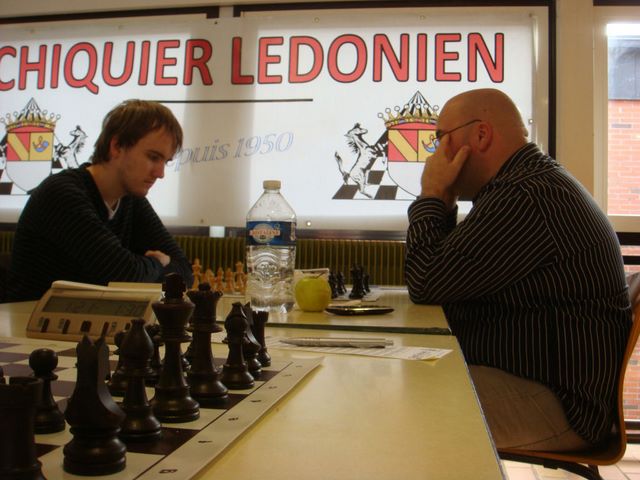 6ème Open FIDE du Conseil Général du Jura du 17 au 20 mai 2012 - Echiquier ledonien dsc06244.jpg (large)