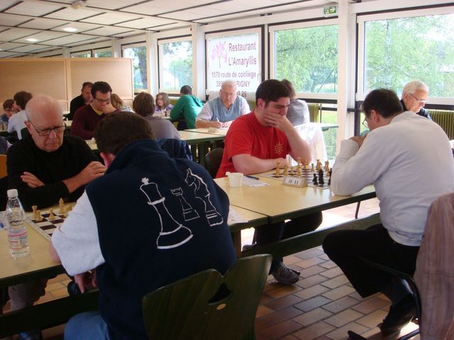 6ème Open FIDE du Conseil Général du Jura du 17 au 20 mai 2012 - Echiquier ledonien dsc06247.jpg (large)
