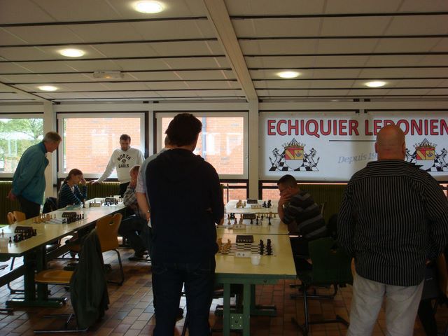 6ème Open FIDE du Conseil Général du Jura du 17 au 20 mai 2012 - Echiquier ledonien dsc06253.jpg (large)