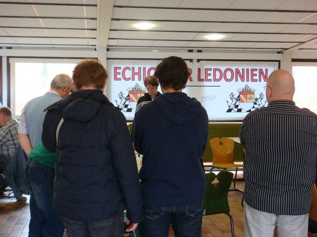 6ème Open FIDE du Conseil Général du Jura du 17 au 20 mai 2012 - Echiquier ledonien dsc06254.jpg (large)
