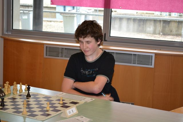 Championnat individuel des jeunes du Jura. 21 & 22 janvier 2012 - Echiquier ledonien championnats_du_jura_21_22_janv_2012_suite_005.jpg (large)
