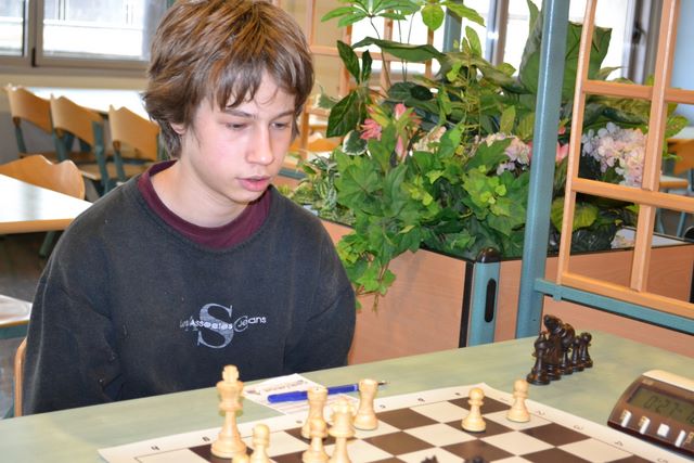 Championnat individuel des jeunes du Jura. 21 & 22 janvier 2012 - Echiquier ledonien championnats_du_jura_21_22_janv_2012_suite_015.jpg (large)