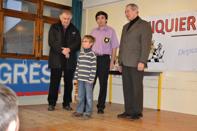 Championnat individuel des jeunes du Jura. 21 & 22 janvier 2012 - Echiquier ledonien championnats_du_jura_21_22_janv_2012_suite_124.jpg (large)