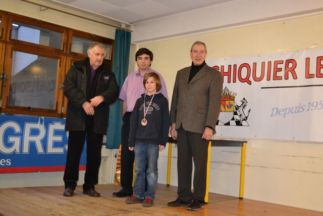 Championnat individuel des jeunes du Jura. 21 & 22 janvier 2012 - Echiquier ledonien championnats_du_jura_21_22_janv_2012_suite_134.jpg (large)