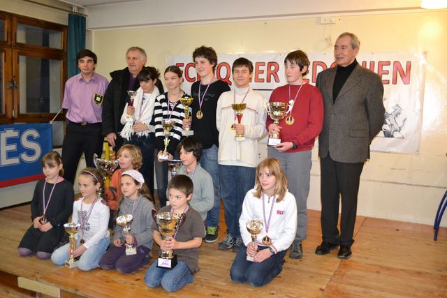 Championnat individuel des jeunes du Jura. 21 & 22 janvier 2012 - Echiquier ledonien championnats_du_jura_21_22_janv_2012_suite_152.jpg (large)