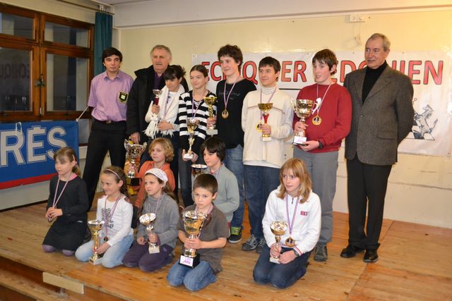 Championnat individuel des jeunes du Jura. 21 & 22 janvier 2012 - Echiquier ledonien championnats_du_jura_21_22_janv_2012_suite_153.jpg (large)