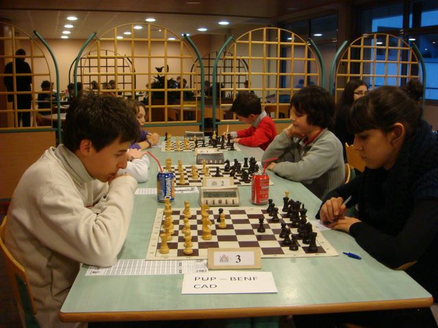 Championnat individuel des jeunes du Jura. 21 & 22 janvier 2012 - Echiquier ledonien dsc05869.jpg (large)
