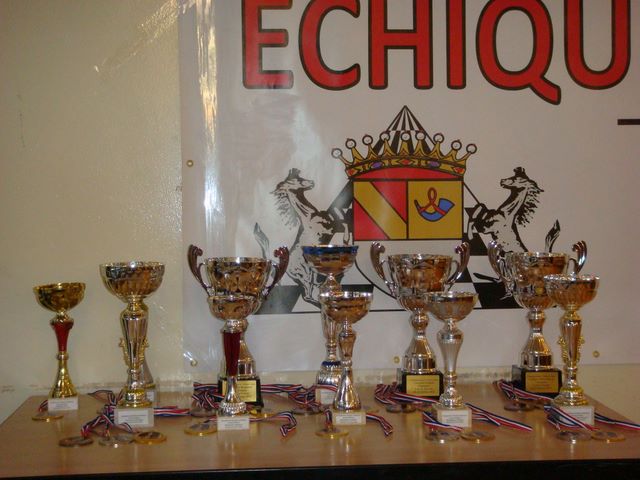 Championnat individuel des jeunes du Jura. 21 & 22 janvier 2012 - Echiquier ledonien dsc05895.jpg (large)