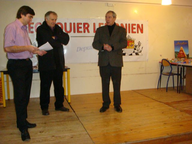 Championnat individuel des jeunes du Jura. 21 & 22 janvier 2012 - Echiquier ledonien dsc05904.jpg (large)