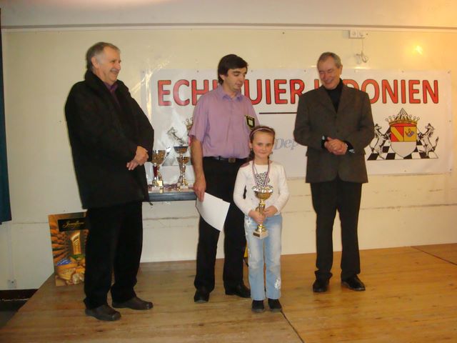 Championnat individuel des jeunes du Jura. 21 & 22 janvier 2012 - Echiquier ledonien dsc05909.jpg (large)