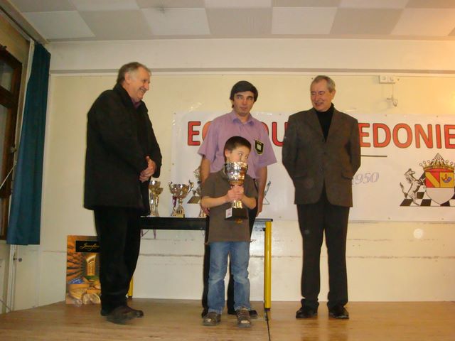Championnat individuel des jeunes du Jura. 21 & 22 janvier 2012 - Echiquier ledonien dsc05914.jpg (large)