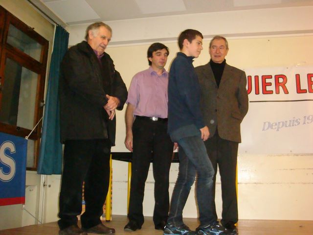 Championnat individuel des jeunes du Jura. 21 & 22 janvier 2012 - Echiquier ledonien dsc05934.jpg (large)