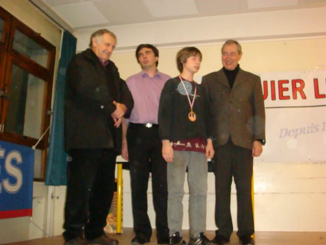 Championnat individuel des jeunes du Jura. 21 & 22 janvier 2012 - Echiquier ledonien dsc05937.jpg (large)