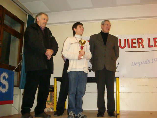 Championnat individuel des jeunes du Jura. 21 & 22 janvier 2012 - Echiquier ledonien dsc05944.jpg (large)