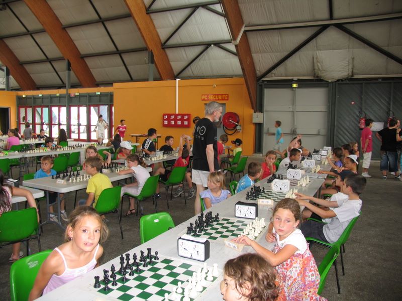 Maxi-Tournoi scolaire d'échecs 2012 - Echiquier ledonien 135.jpg (large)