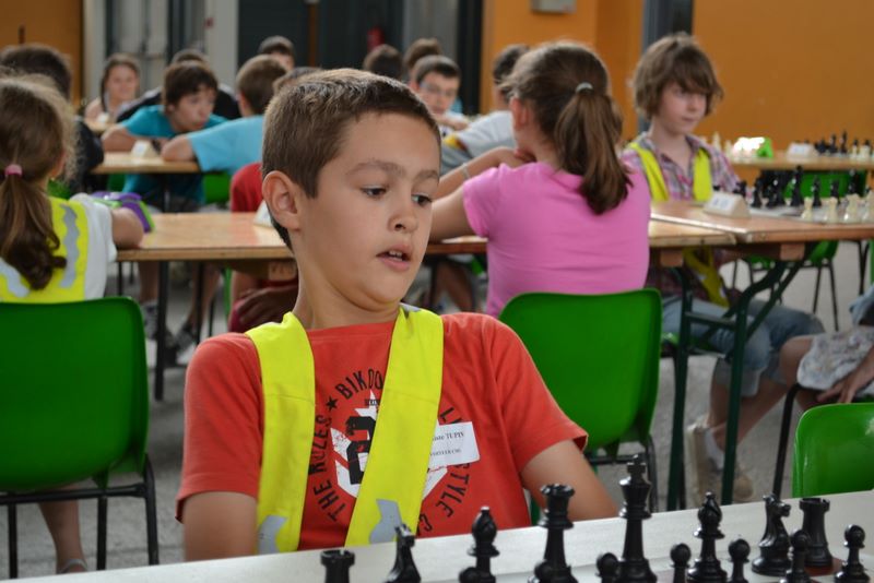 Maxi-Tournoi scolaire d'échecs 2012 - Echiquier ledonien dsc_0767.jpg (large)