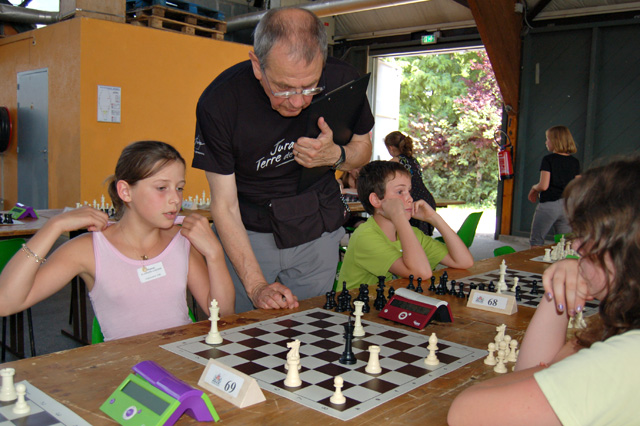 Maxi-Tournoi scolaire d'échecs 2012 - Echiquier ledonien puraparc_2012_533_sc__108_.jpg (large)