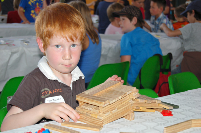 Maxi-Tournoi scolaire d'échecs 2012 - Echiquier ledonien puraparc_2012_533_sc__129_.jpg (large)