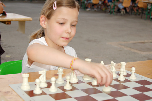 Maxi-Tournoi scolaire d'échecs 2012 - Echiquier ledonien puraparc_2012_533_sc__147_.jpg (large)
