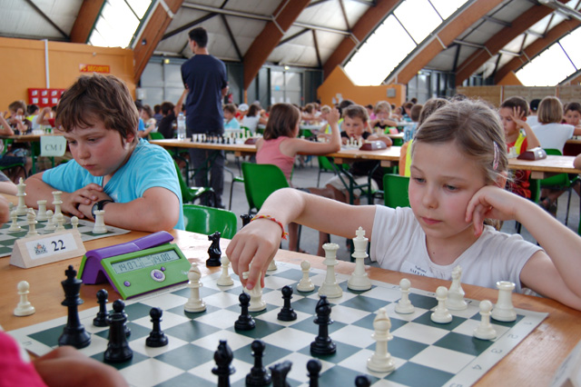 Maxi-Tournoi scolaire d'échecs 2012 - Echiquier ledonien puraparc_2012_533_sc__176_.jpg (large)