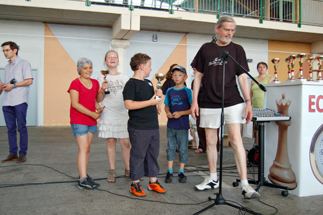 Maxi-Tournoi scolaire d'échecs 2012 - Echiquier ledonien puraparc_2012_533_sc__218_.jpg (large)