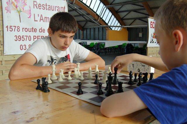 Maxi-Tournoi scolaire d'échecs 2012 - Echiquier ledonien puraparc_2012_533_sc__22_.jpg (large)