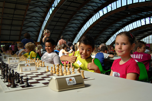 Maxi-Tournoi scolaire d'échecs 2012 - Echiquier ledonien puraparc_2012_533_sc__74_.jpg (large)
