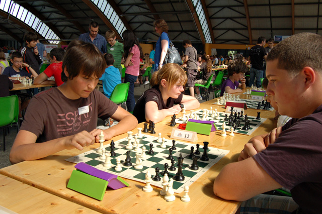Maxi-Tournoi scolaire d'échecs 2012 - Echiquier ledonien puraparc_2012_533_sc__94_.jpg (large)