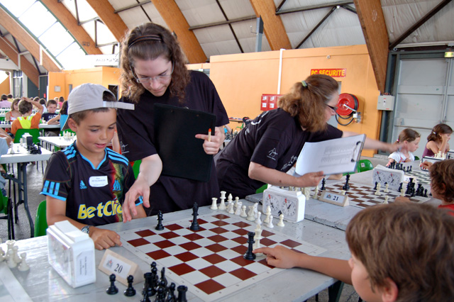 Maxi-Tournoi scolaire d'échecs 2012 - Echiquier ledonien puraparc_2012_533_sc__97_.jpg (large)