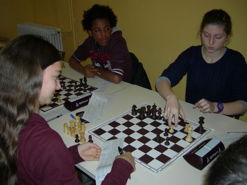 NIII Jeunes - Ronde 2 & 3 - Echiquier ledonien dscn3421.jpg (large)
