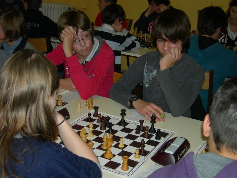 NIII Jeunes - Ronde 2 & 3 - Echiquier ledonien dscn3429.jpg (large)