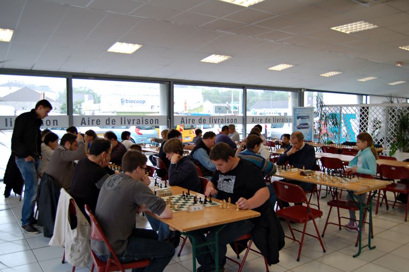 8ème Blitz Renault le 1 juin 2013 - Echiquier ledonien pascal_turle_blitz_renaul_2013__10_.jpg (large)