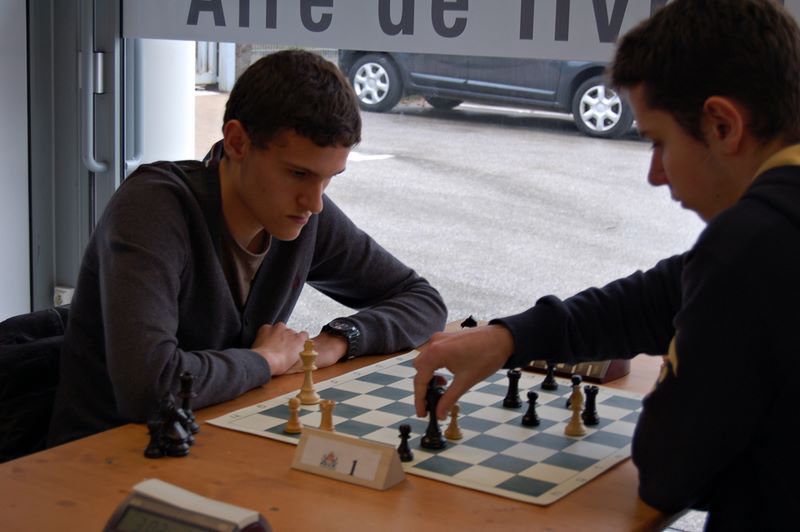 8ème Blitz Renault le 1 juin 2013 - Echiquier ledonien pascal_turle_blitz_renaul_2013__28_.jpg (large)